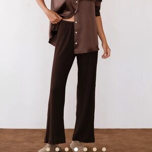 DONNI. Chocolate The Pointelle Simple Crop Pant